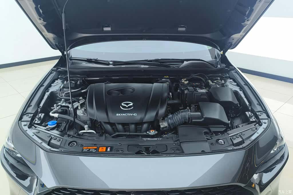 Mazda Mazda3, 2024 10