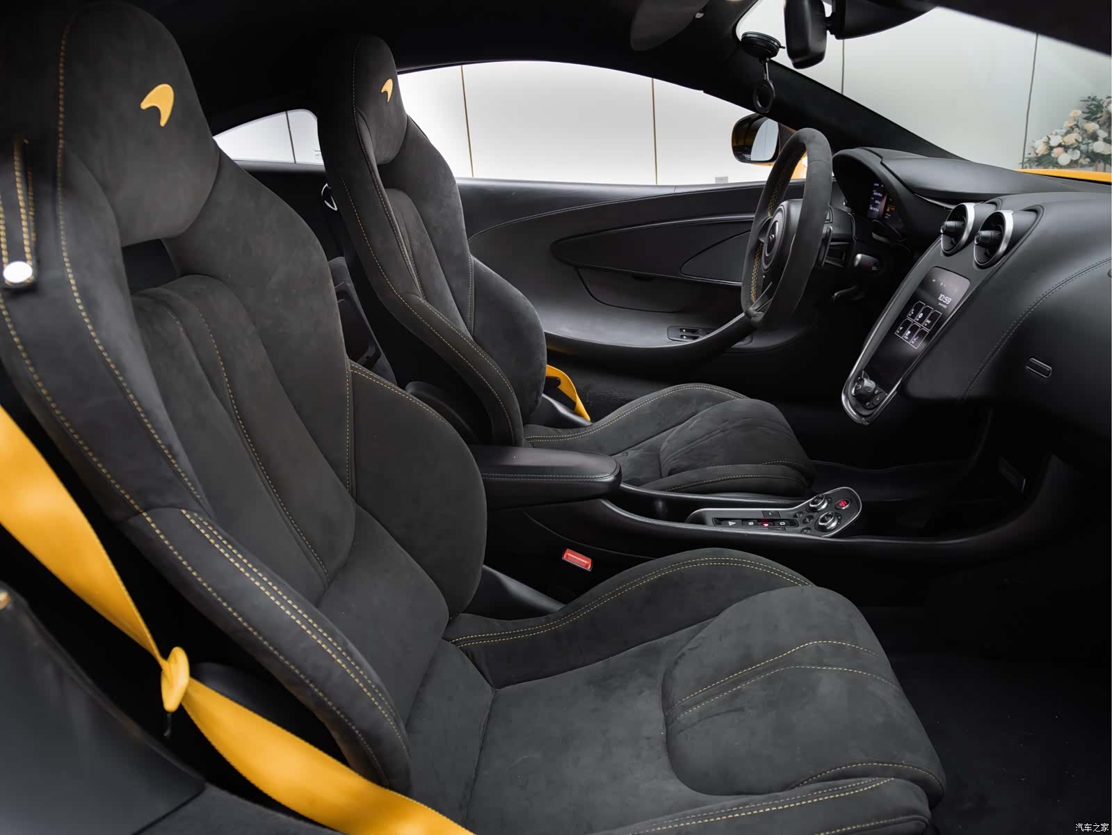 McLaren 540C, 2017 12