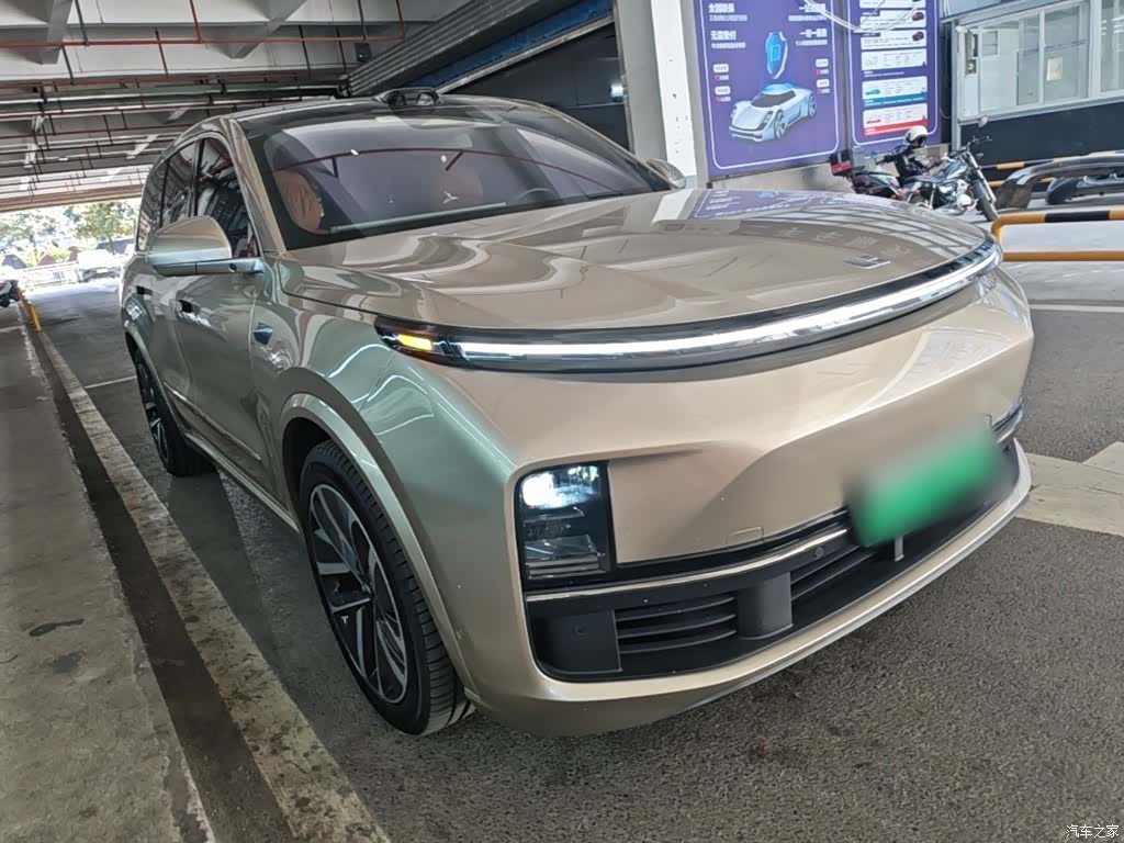 Li Auto L9, 2023 4
