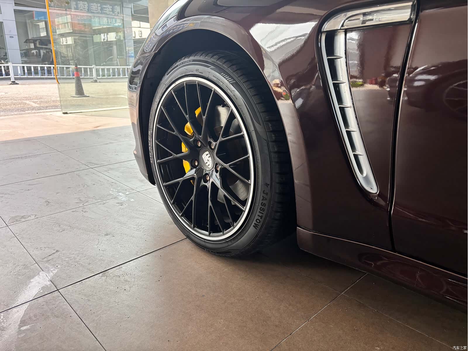 Porsche Panamera, 2011 все фото