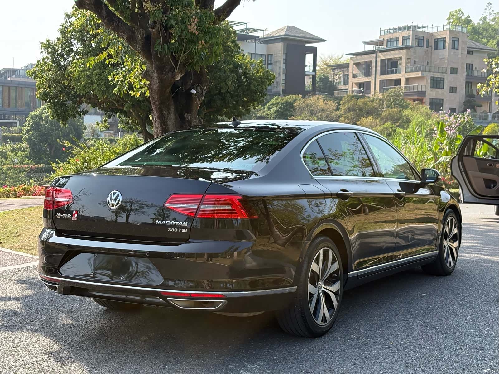 Volkswagen Magotan, 2019 9