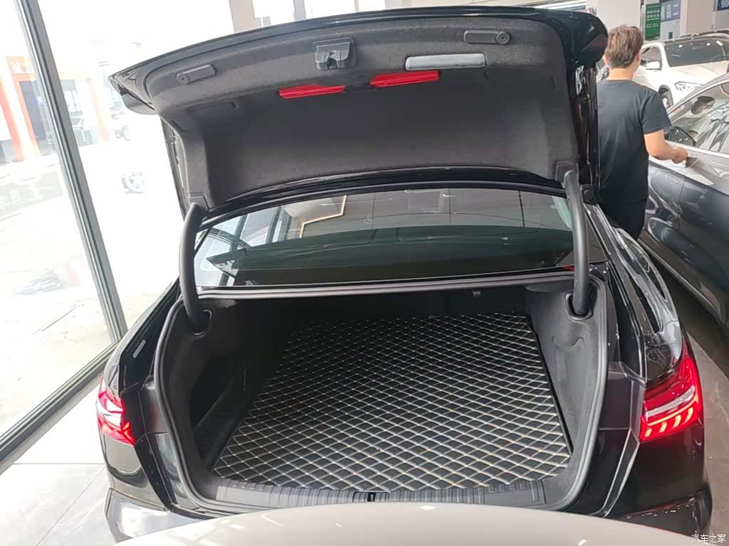 Audi A6L, 2021 19