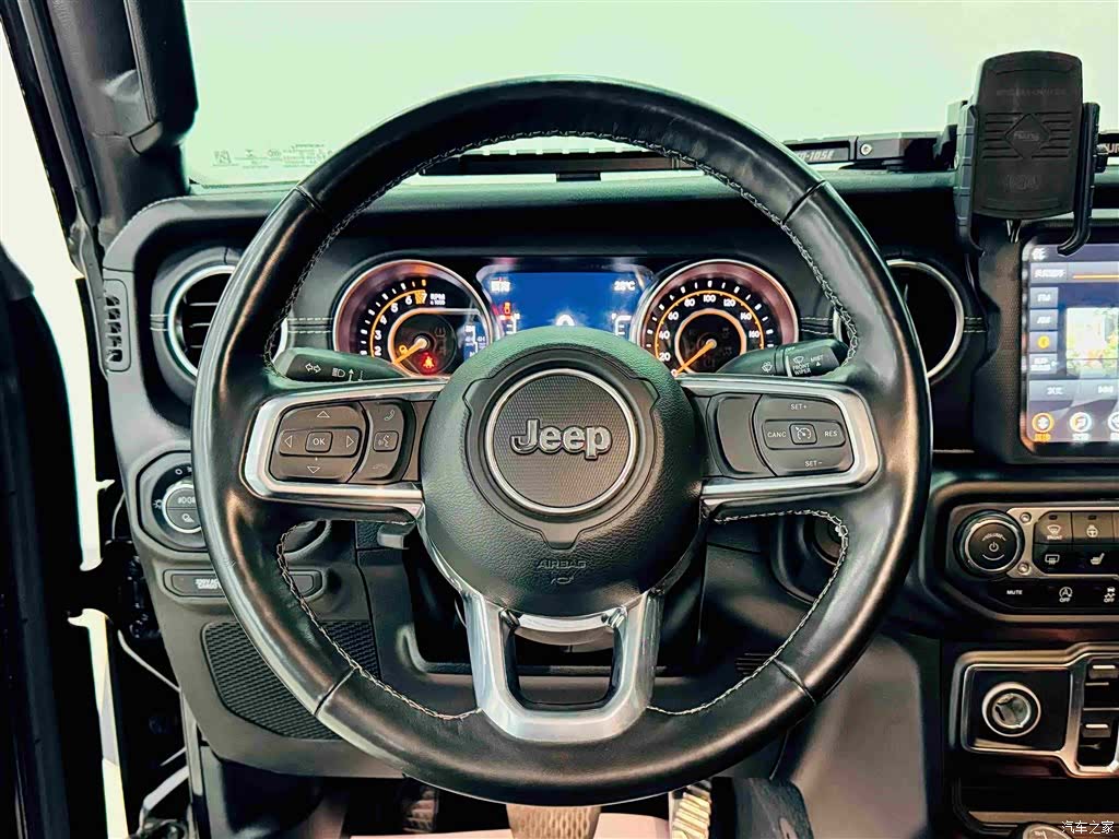 Jeep Gladiator, 2023 14