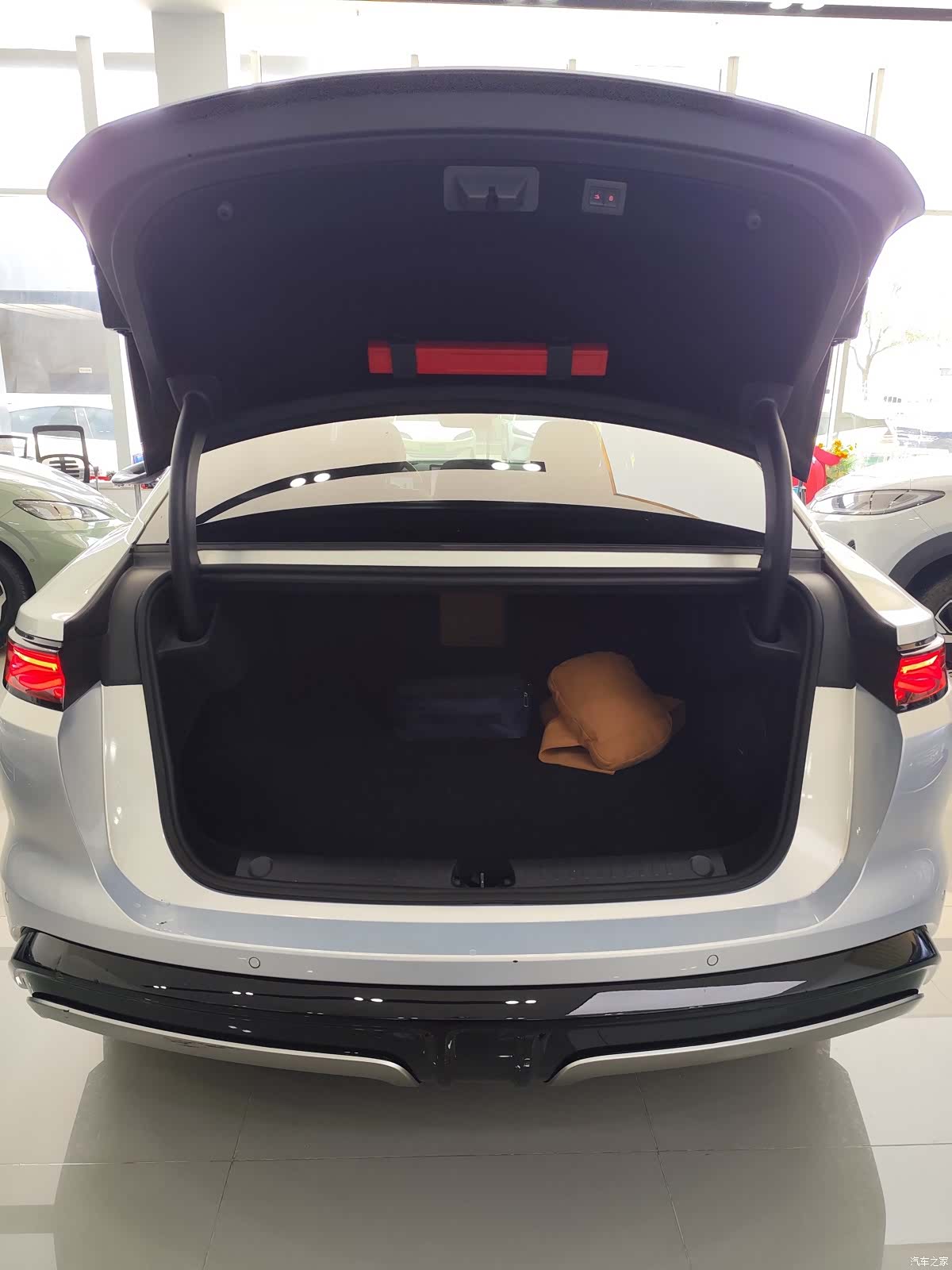 BYD Han, 2025 15