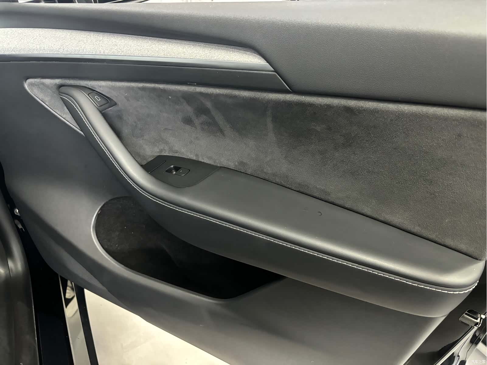 Tesla Model Y, 2024 все фото