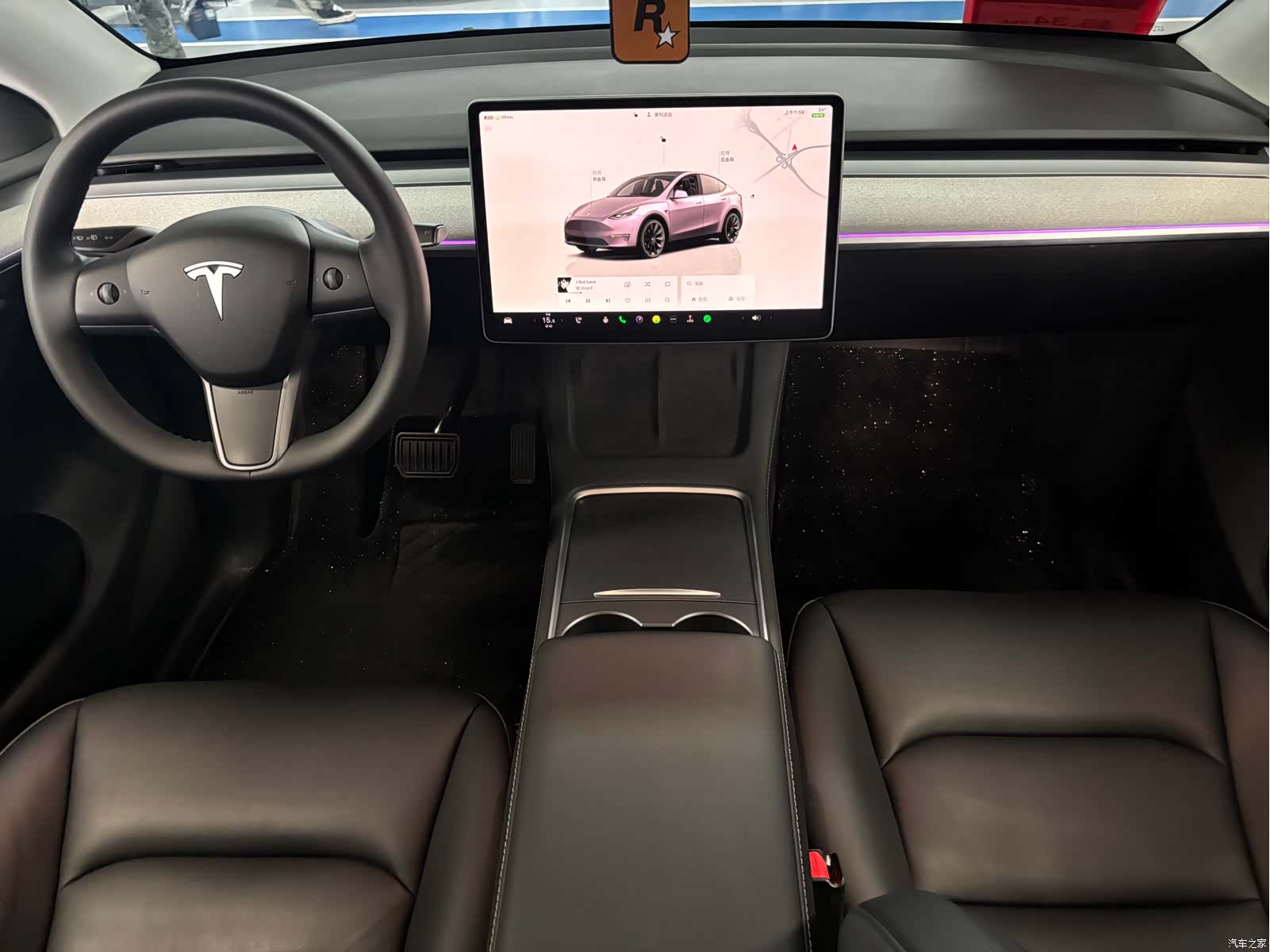 Tesla Model Y, 2024 7