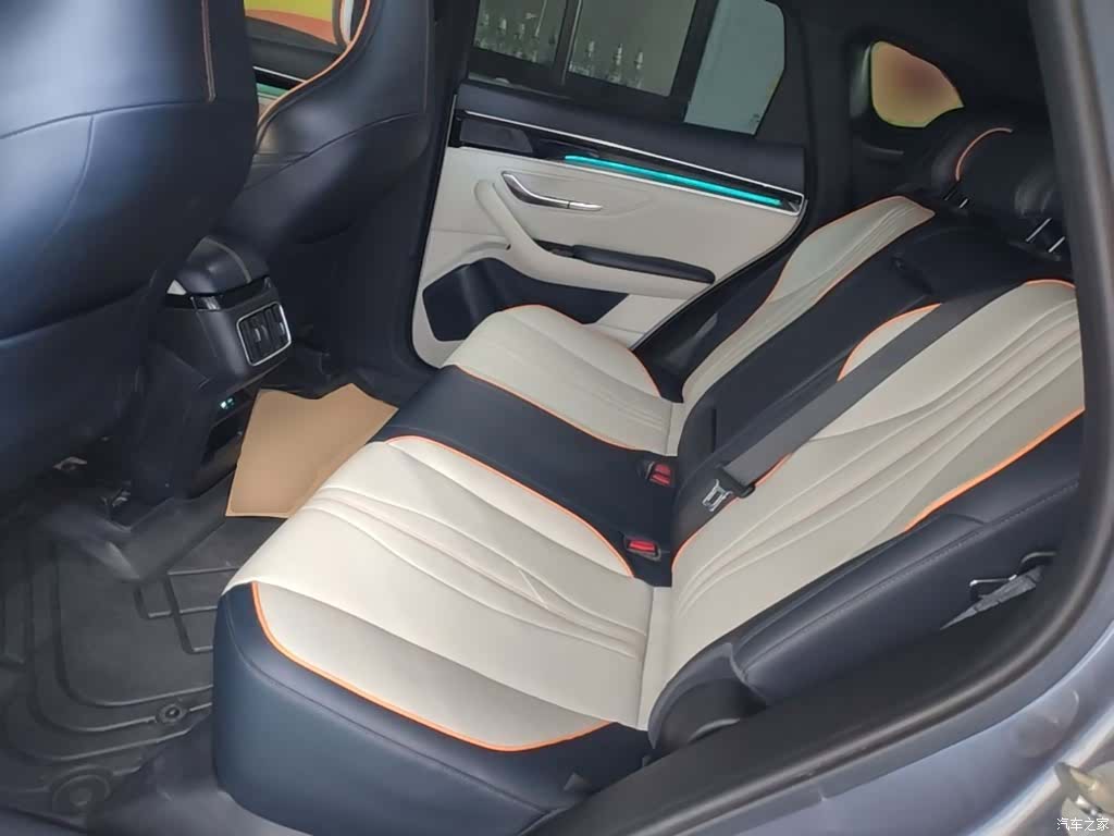 BYD Song, 2022 17