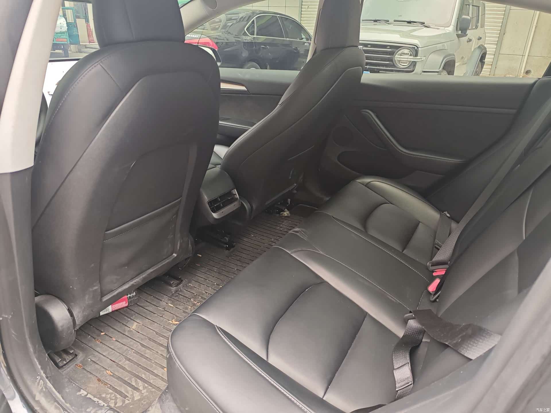 Tesla Model 3, 2023 8