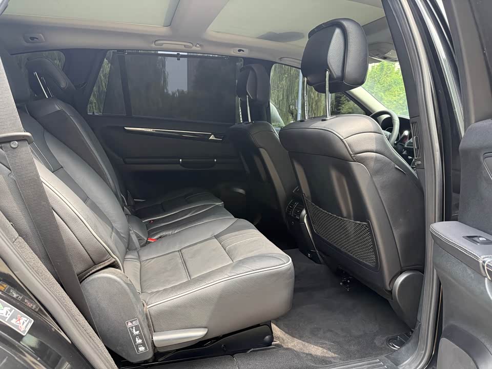 Mercedes-Benz R-class