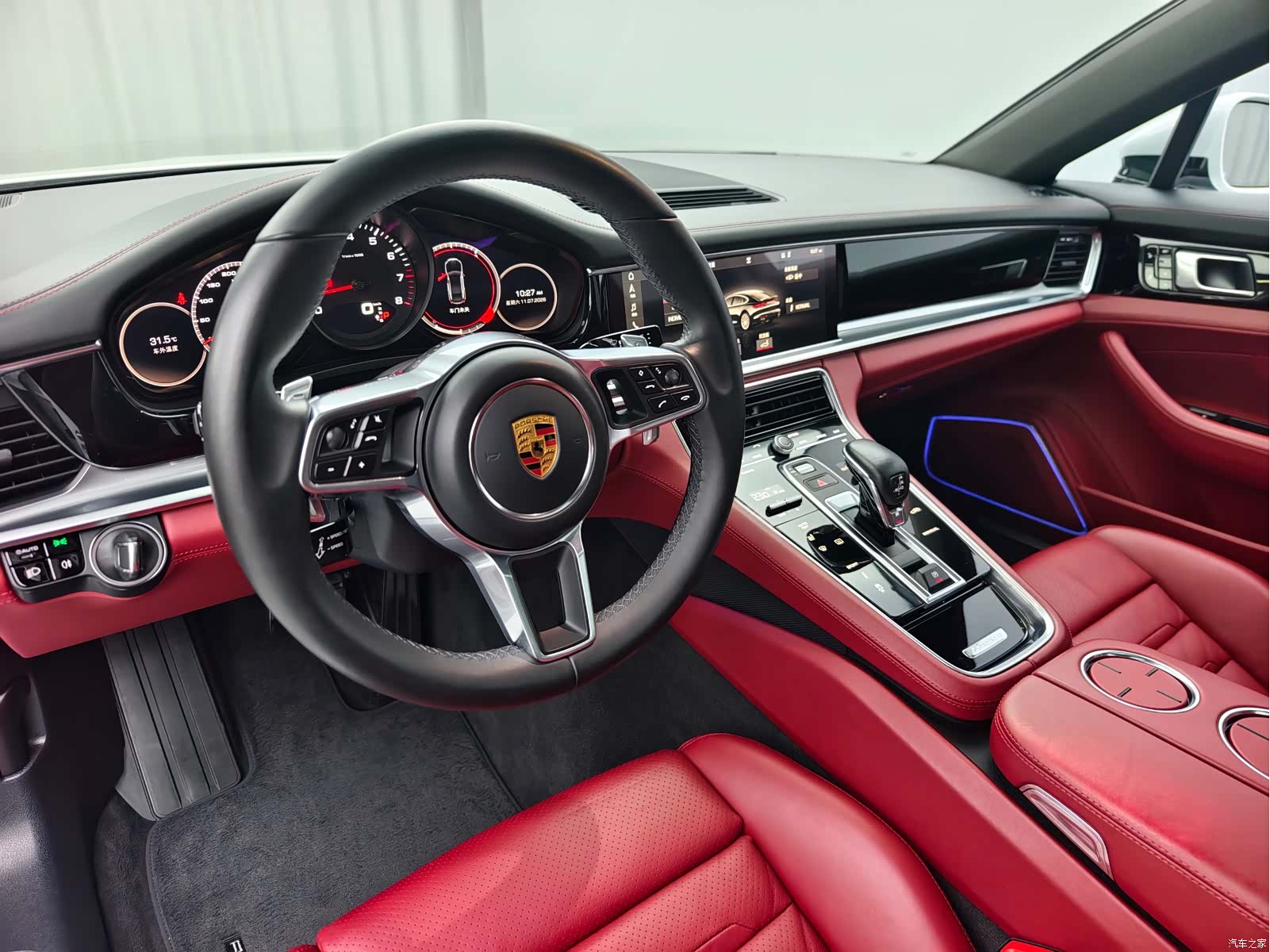 Panamera 4, 2018 все фото