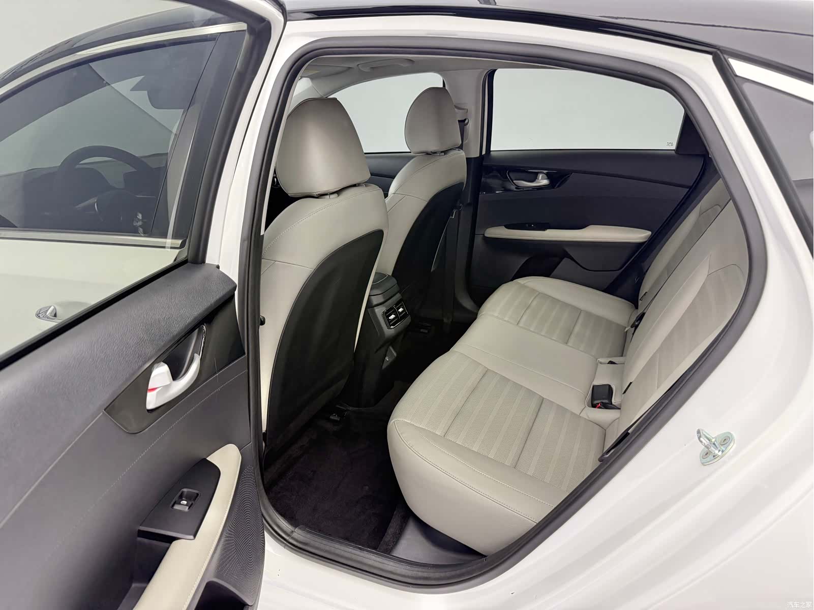 Kia K3, 2022 14