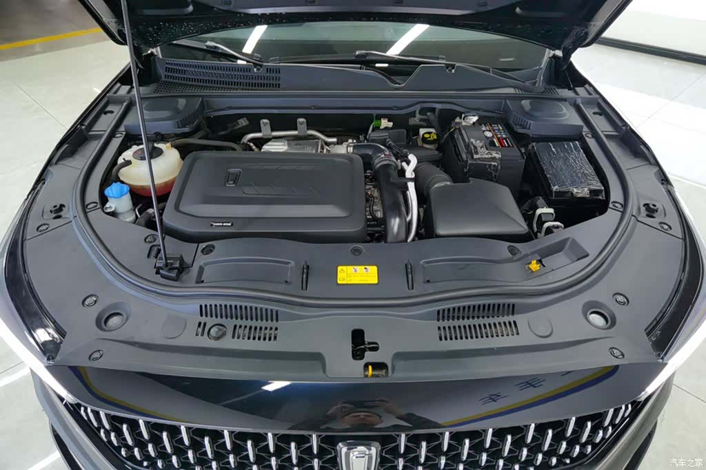 Bestune B70, 2023 10