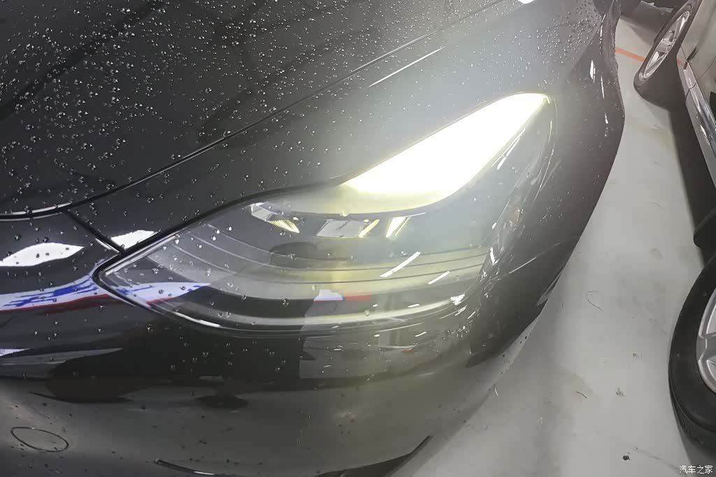 Tesla Model 3, 2022 все фото