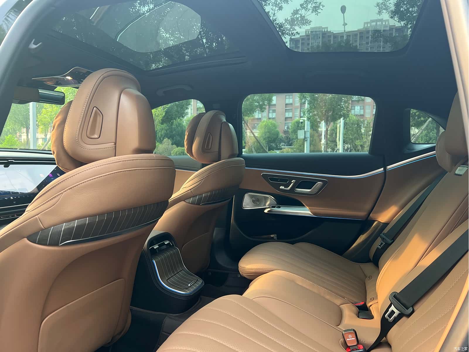 Mercedes-Benz E-Class, 2025 9