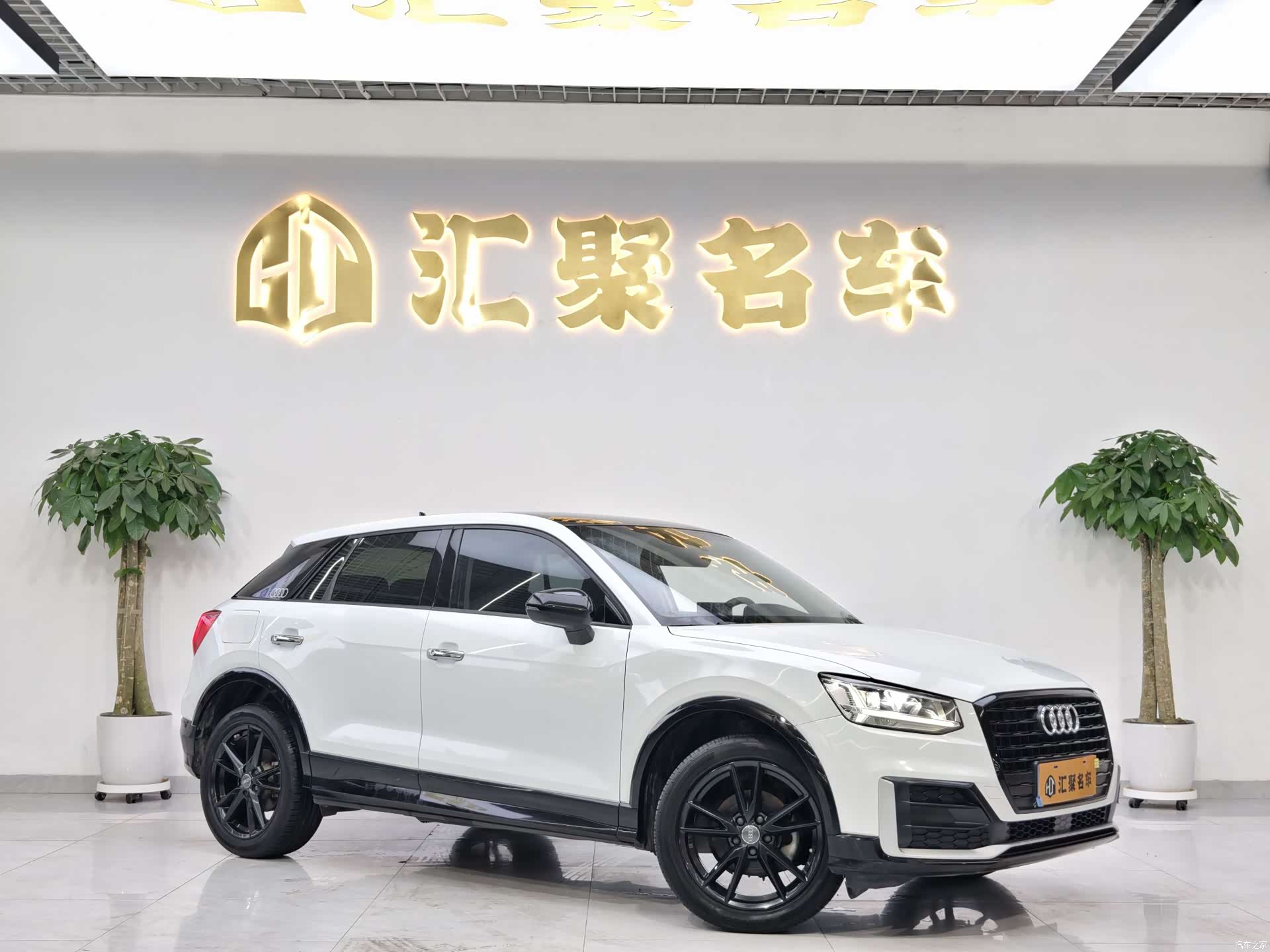 Audi Q2L, 2019 4