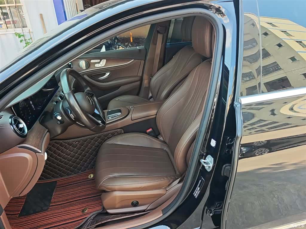 Mercedes-Benz E-Class, 2023 15