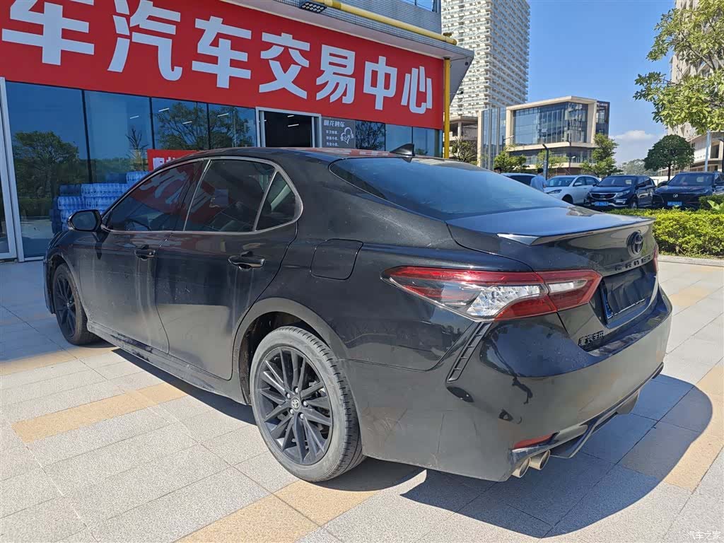 Toyota Camry, 2022 2