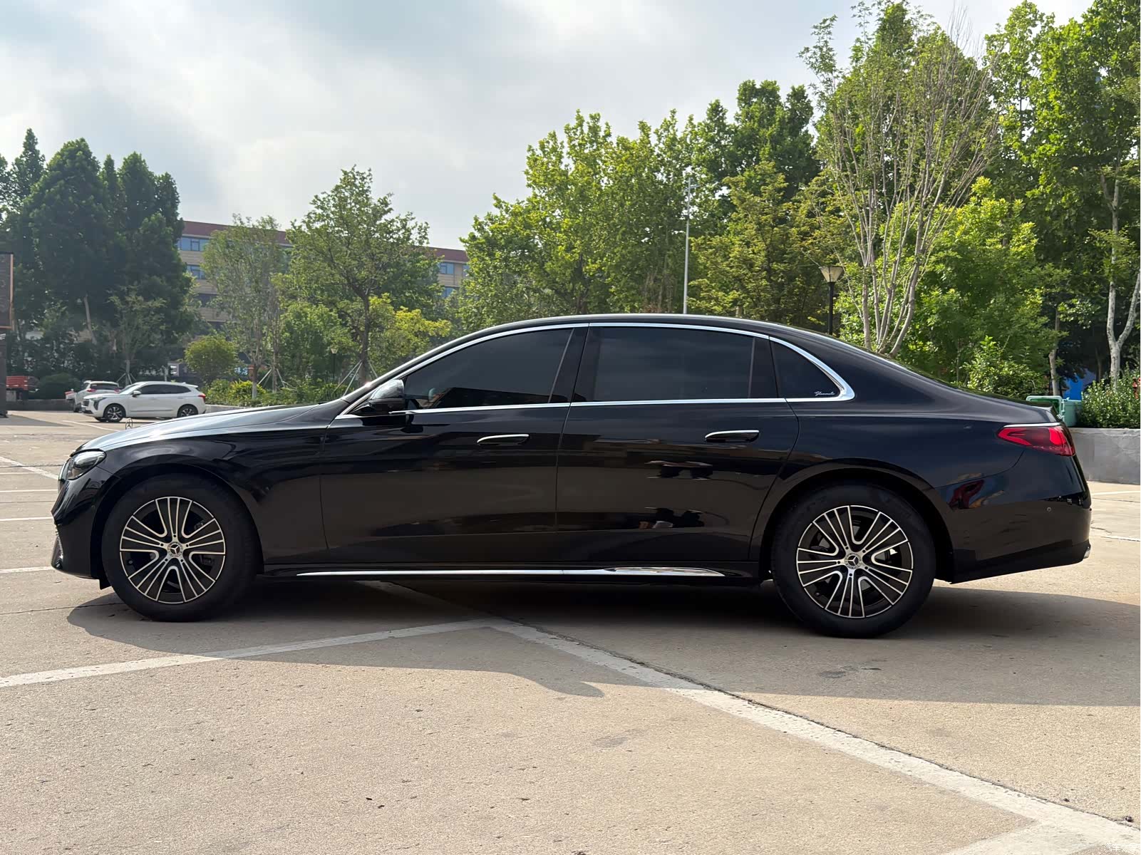 Mercedes-Benz E-Class, 2026 3