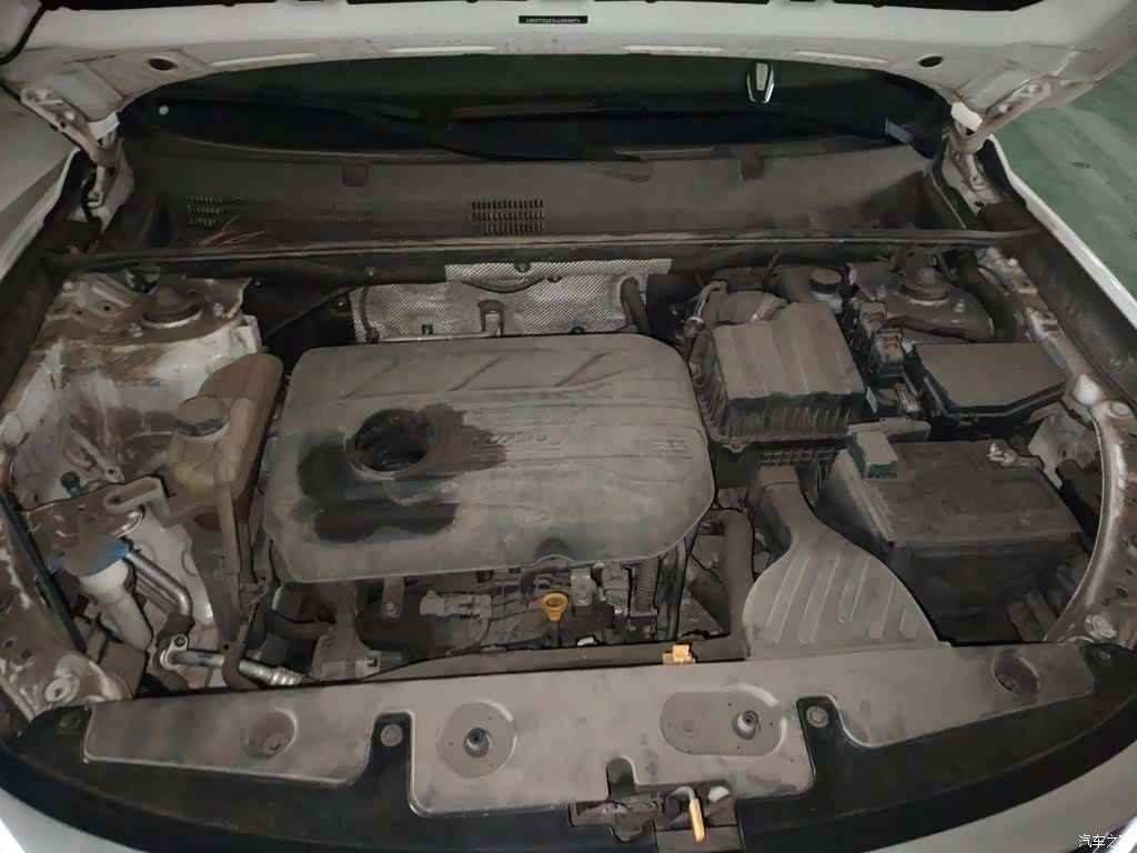 Geely X6, 2020 11