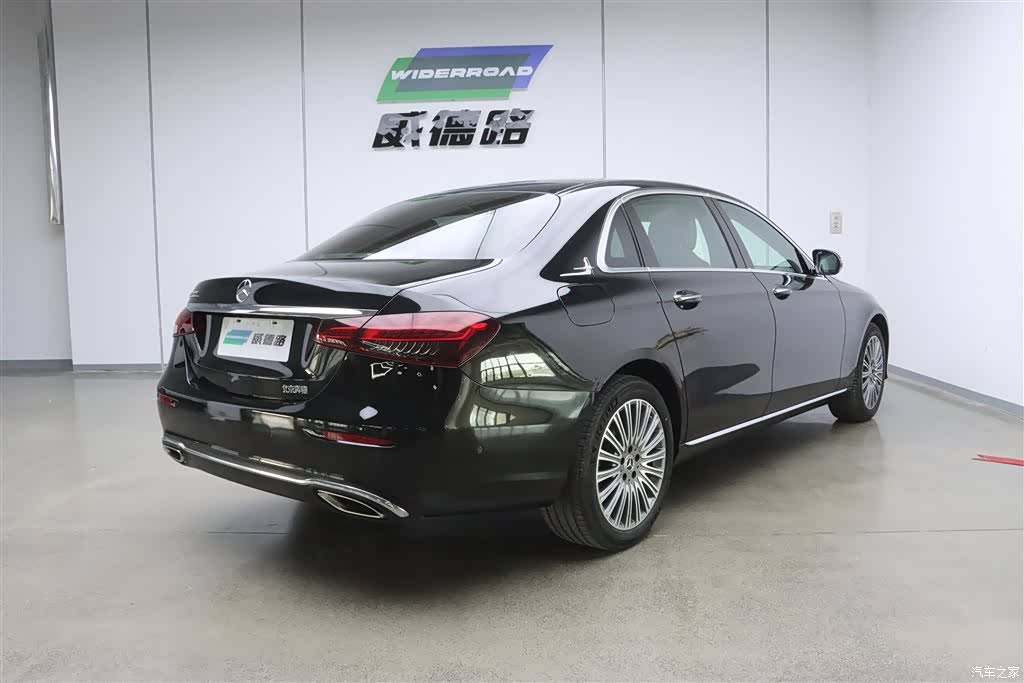 Mercedes-Benz E-Class, 2021 4