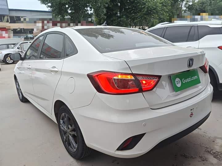 Changan Eado DT 2019 1.6L МКПП shu xiang xing China VI