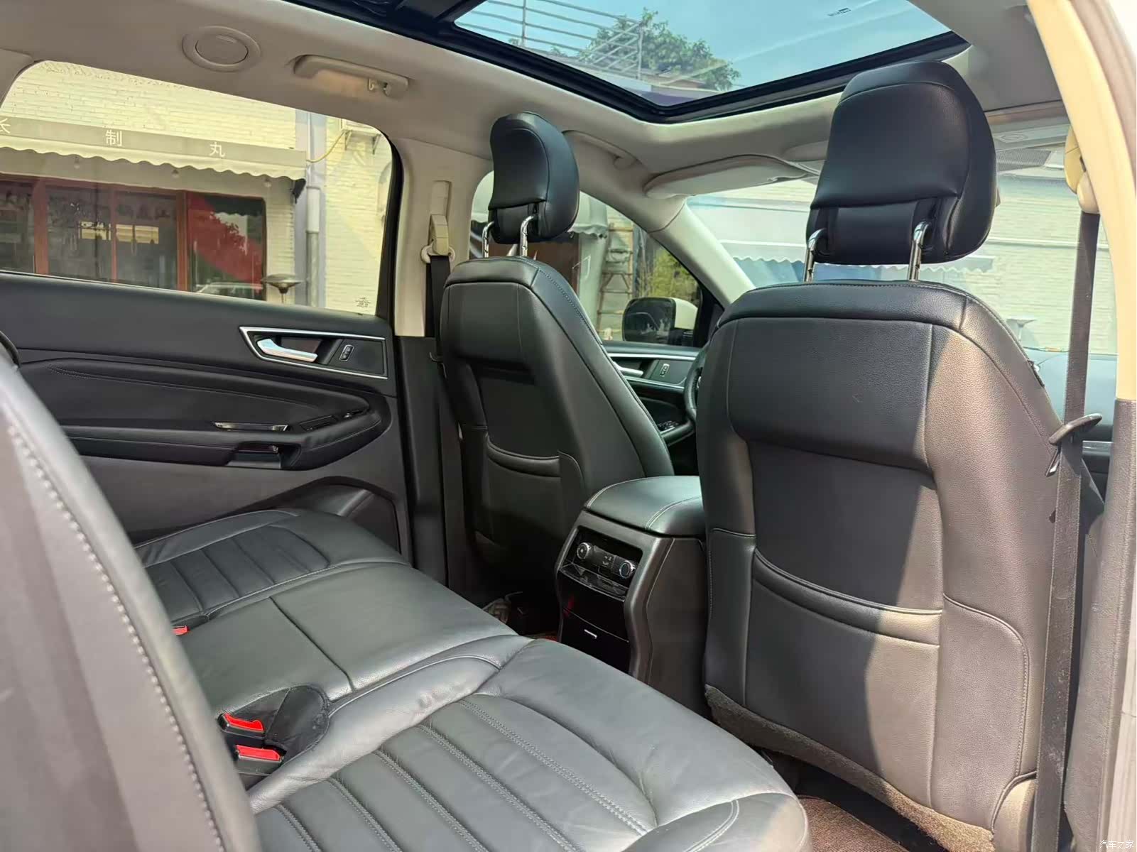 Ford Edge, 2016 13