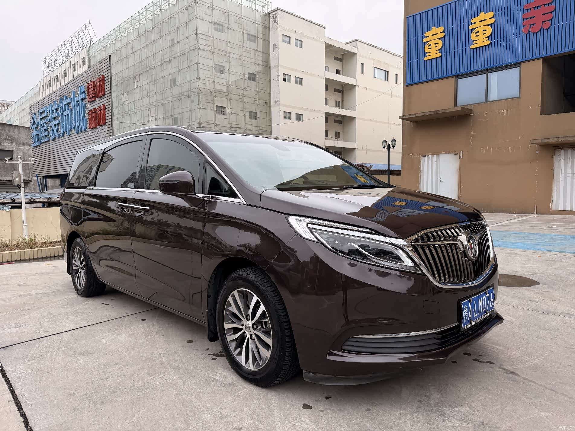 Buick GL8, 2019 3