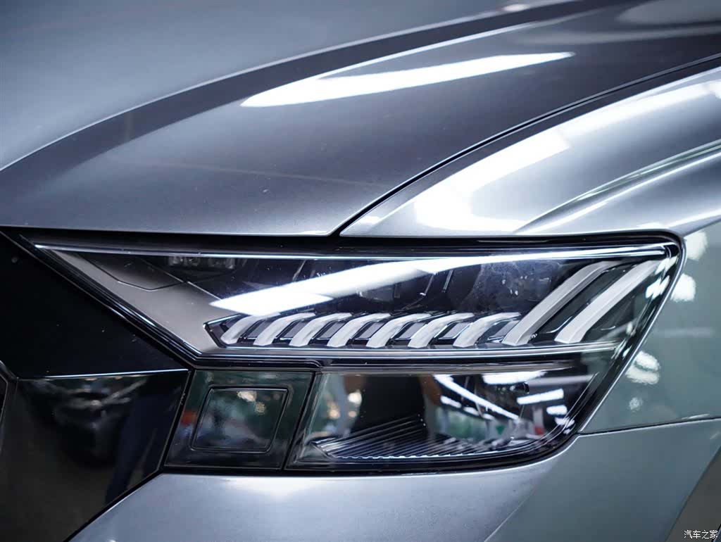 Audi Q8, 2021 20