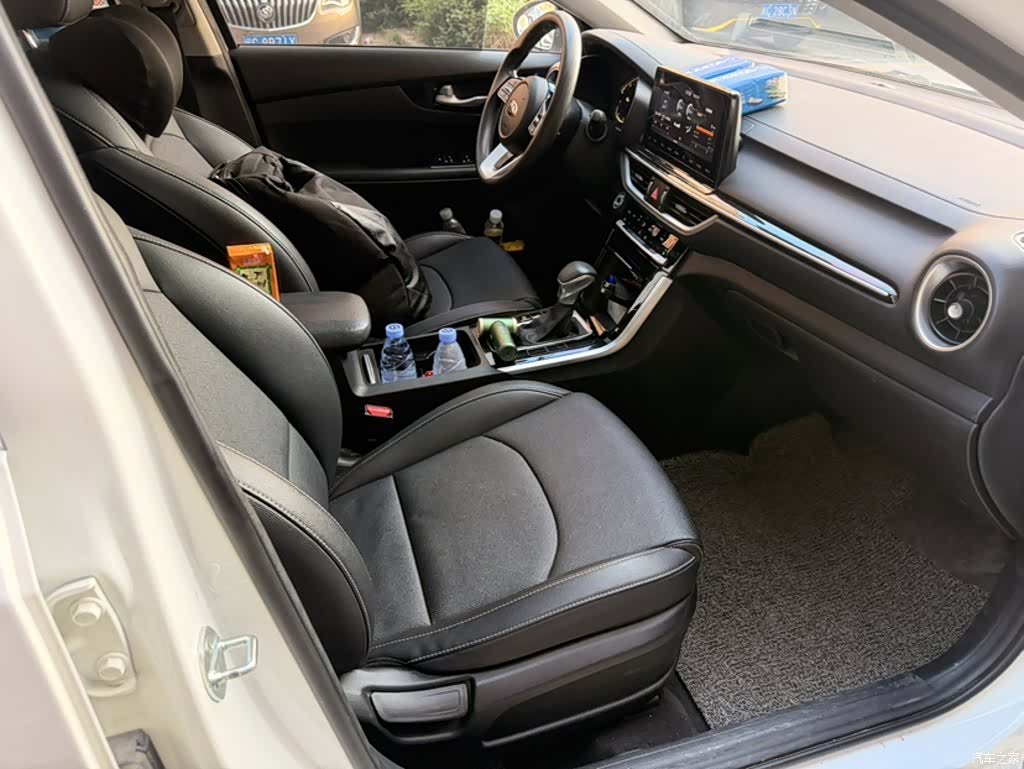 Kia K3, 2021 все фото
