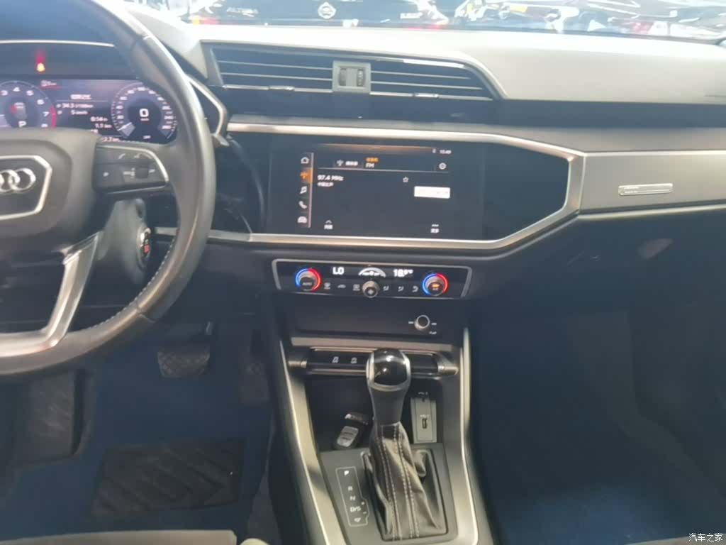 Audi Q3, 2019 13
