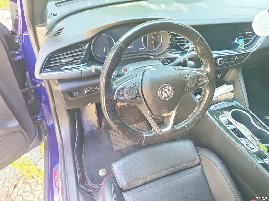 Buick Regal, 2022 3