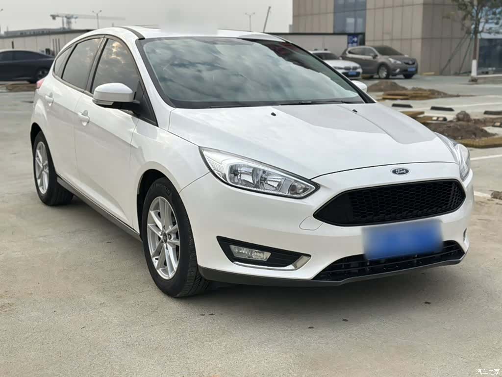 Ford Focus, 2019 10