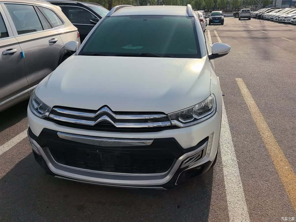 Citroen C3-XR, 2015 3
