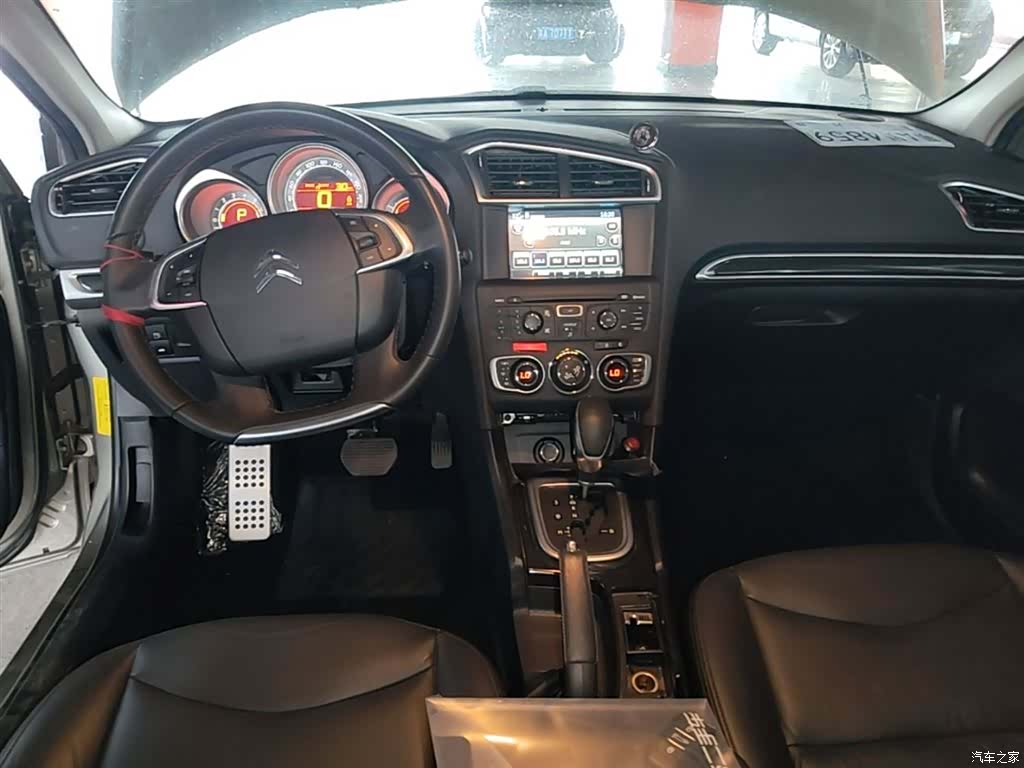 Citroen C4, 2015 10