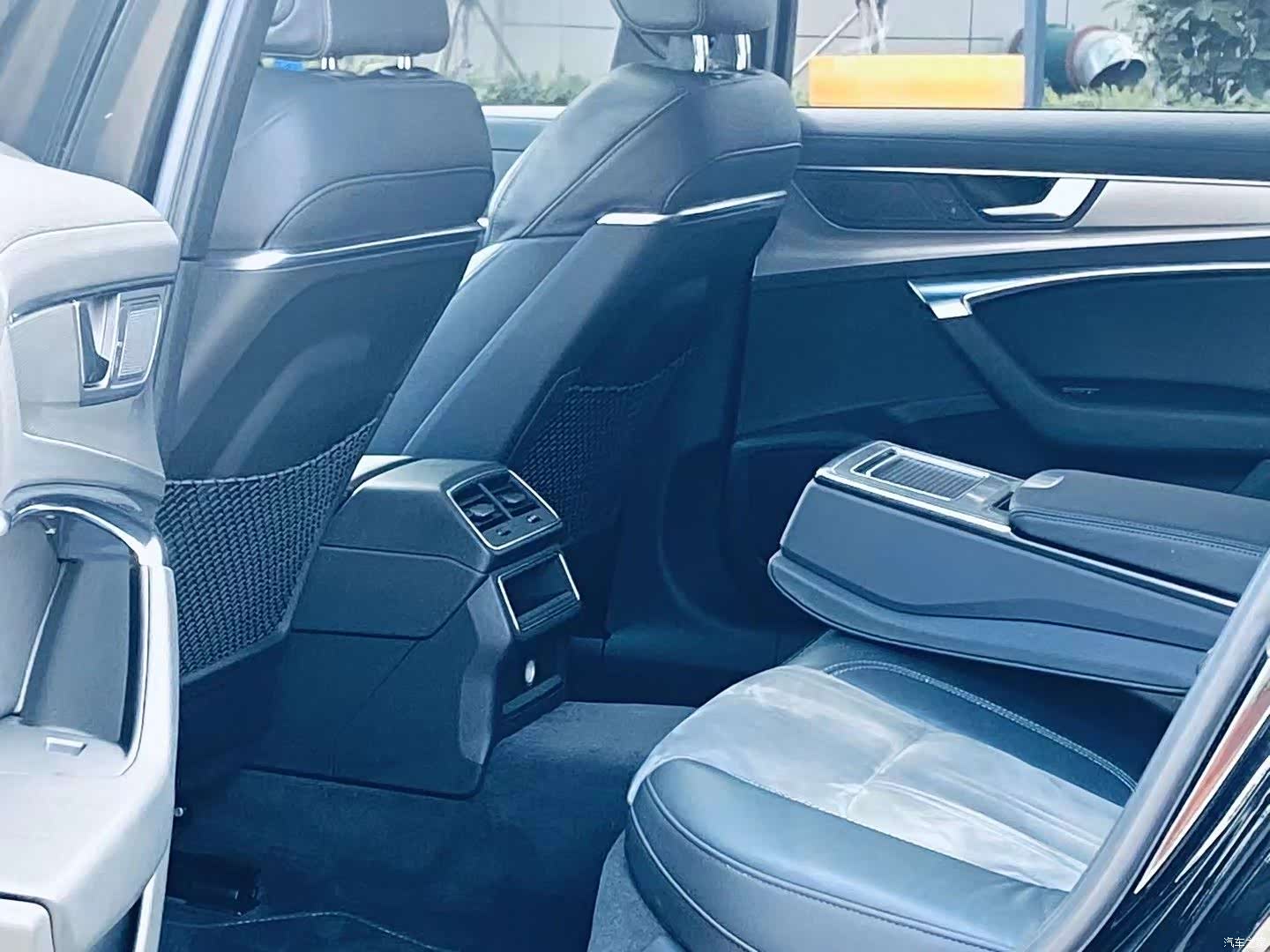 Audi A6L, 2020 4