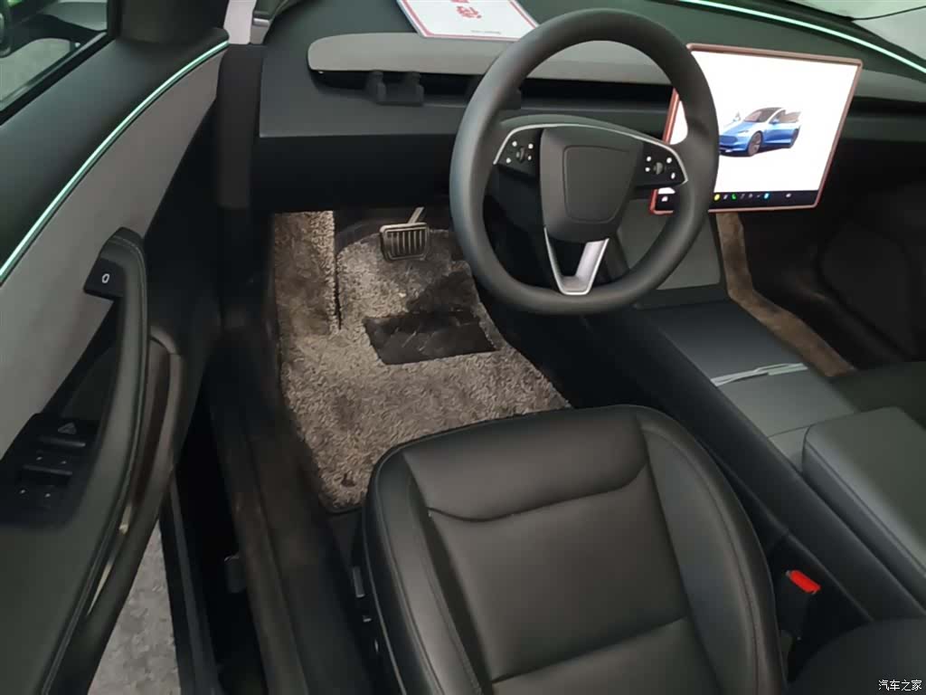 Tesla Model 3, 2025 16