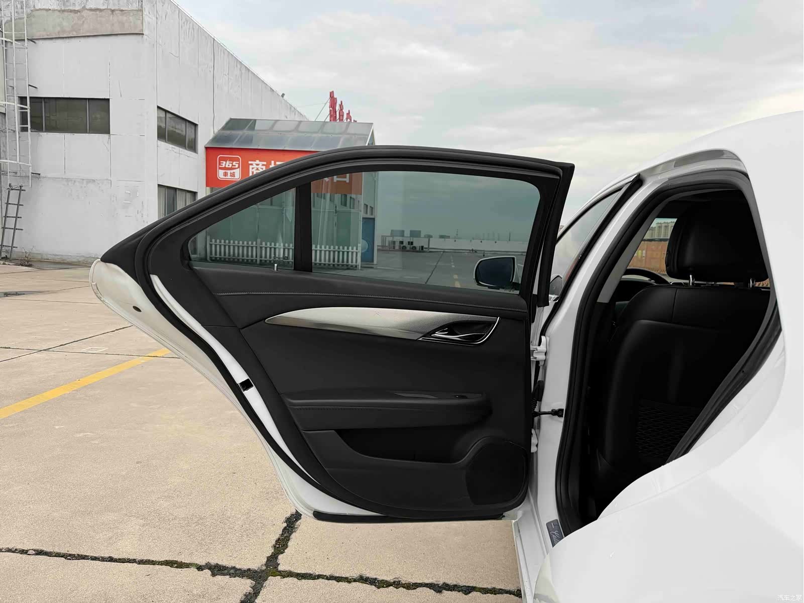 Cadillac ATS-L, 2018 11