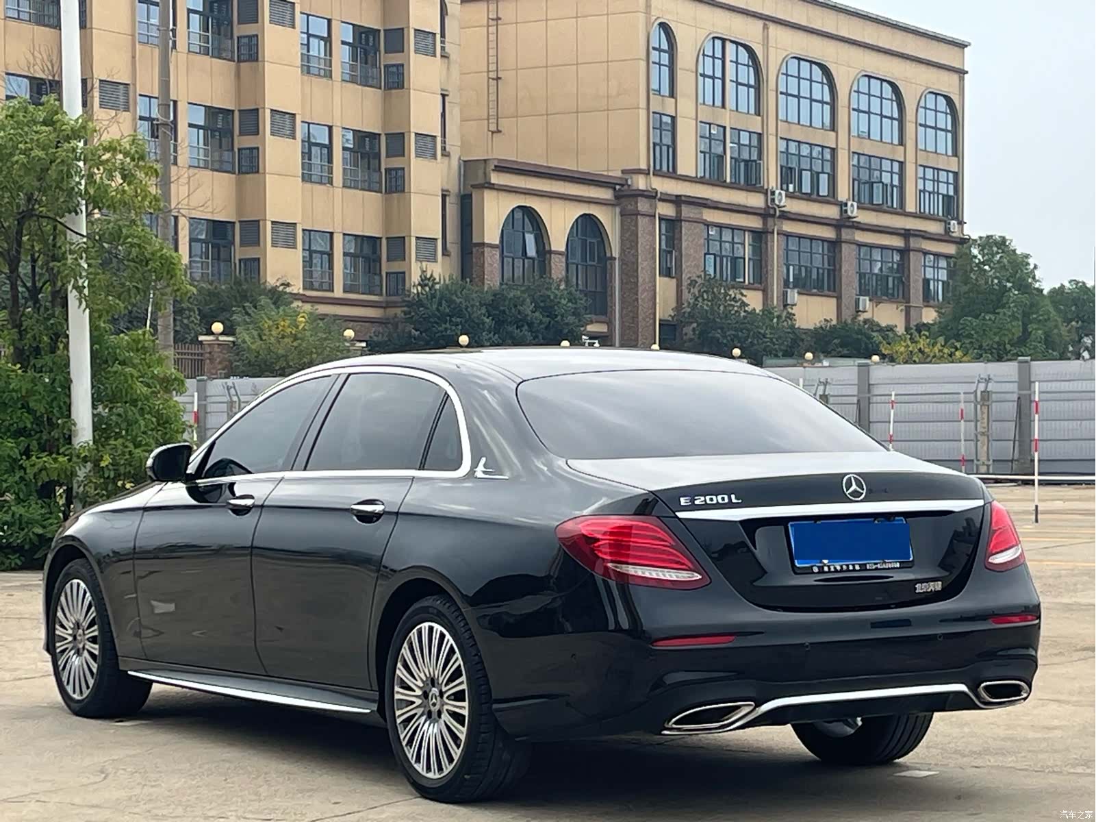 Mercedes-Benz E-Class, 2018 9