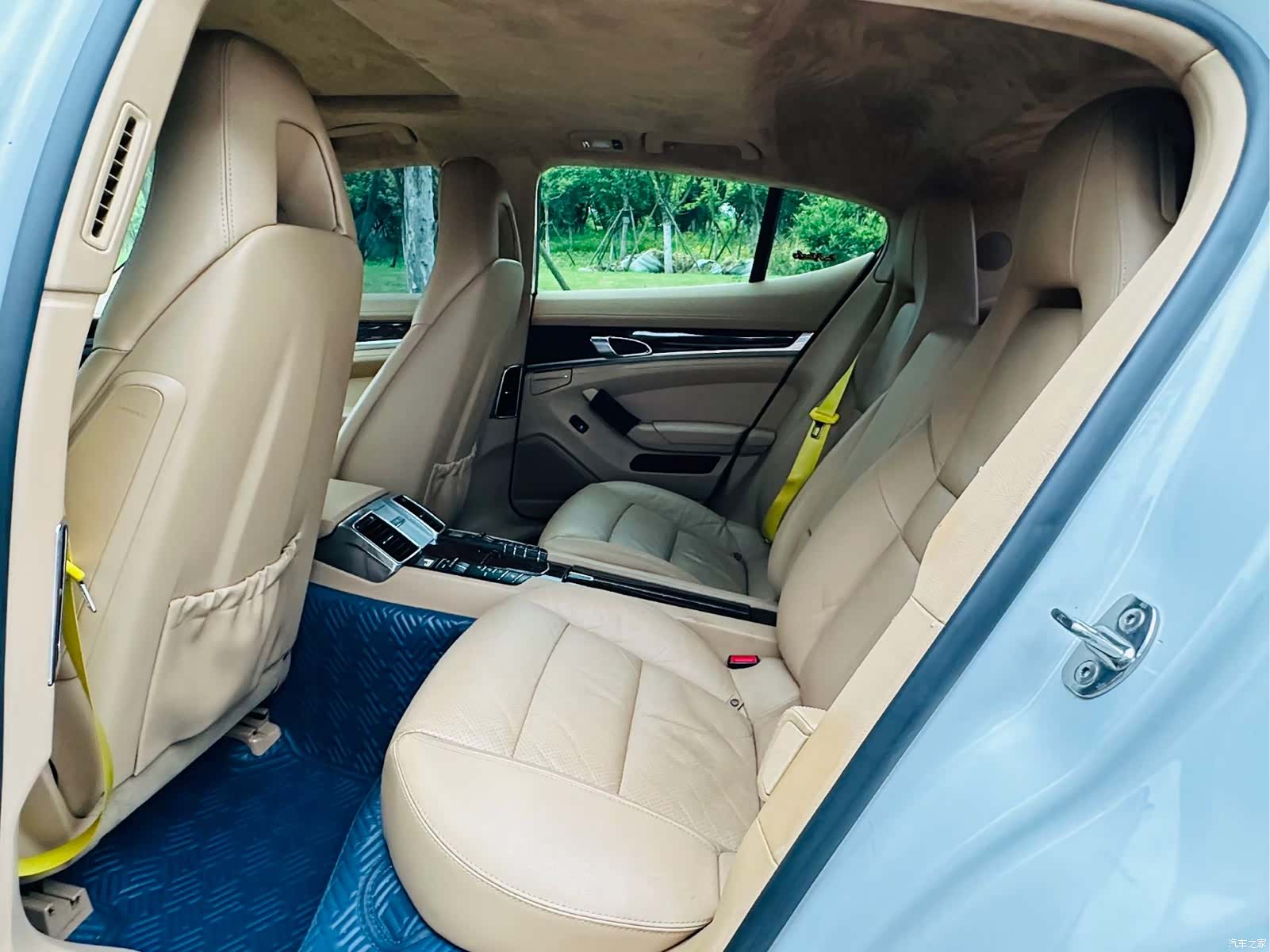 Porsche Panamera, 2011 9