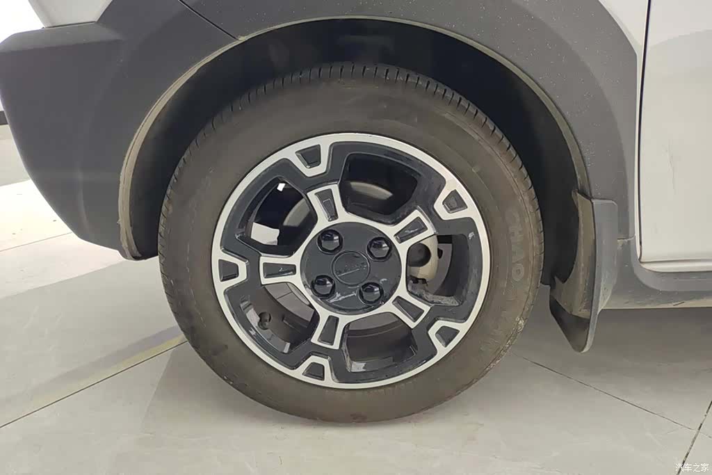 Geely Panda, 2024 6