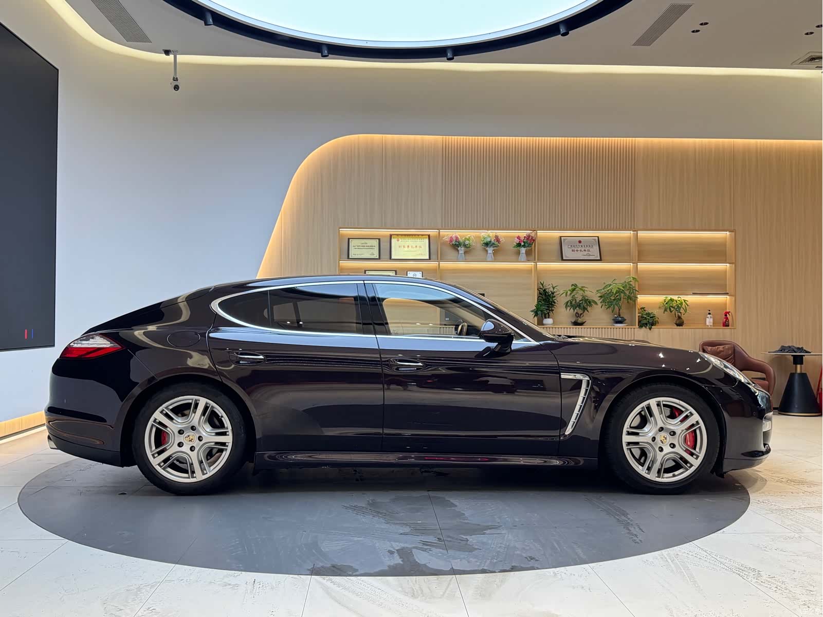 Porsche Panamera, 2010 4