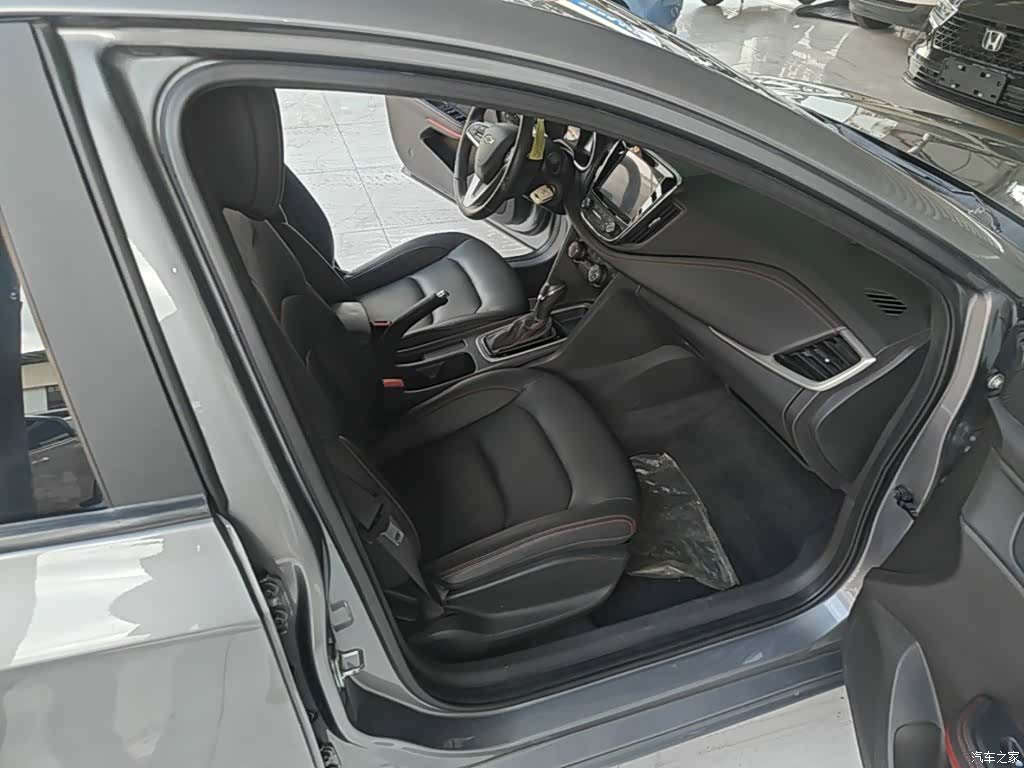 Chevrolet RS, 2019 25