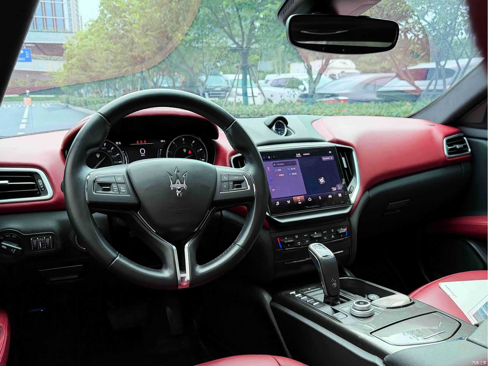 Maserati Ghibli, 2022 15