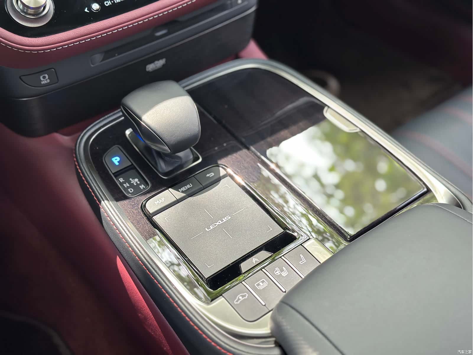 Lexus LS, 2021 25