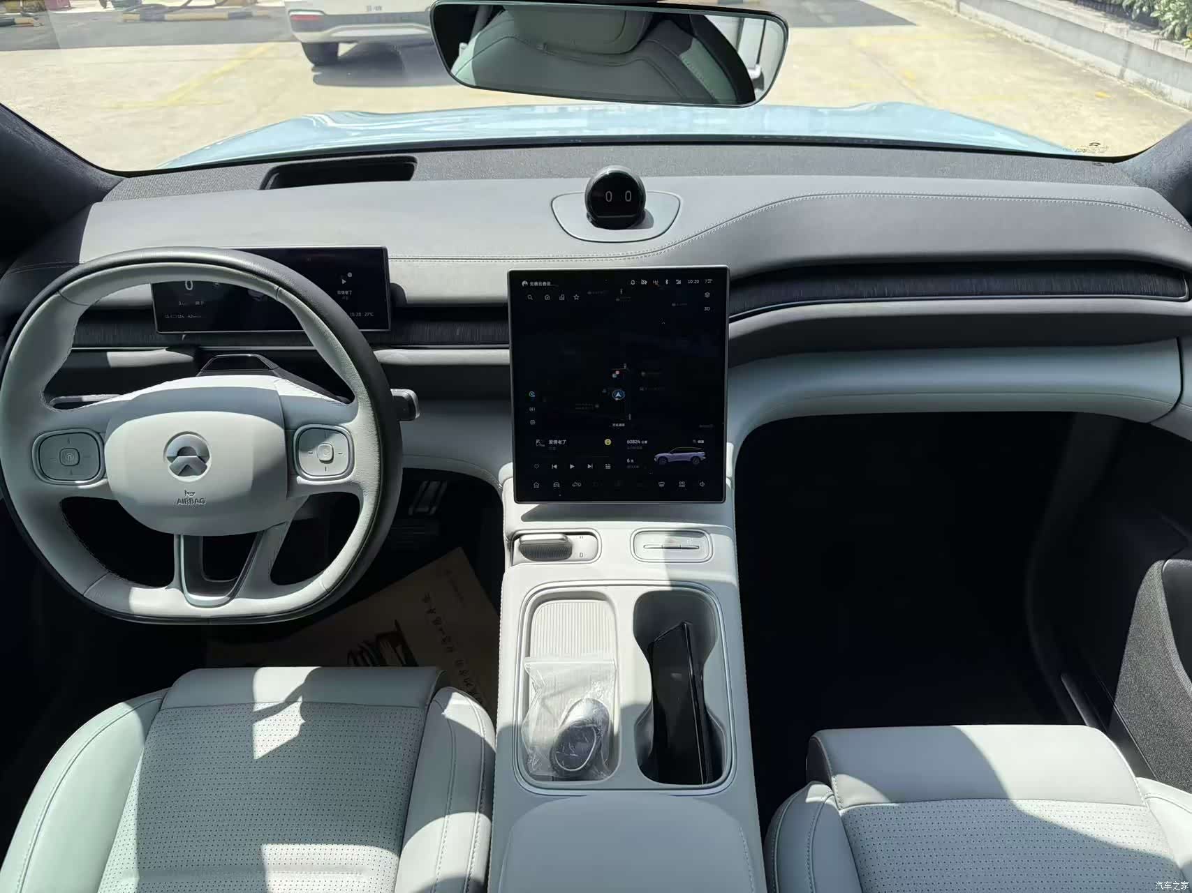 NIO ES6, 2023 8