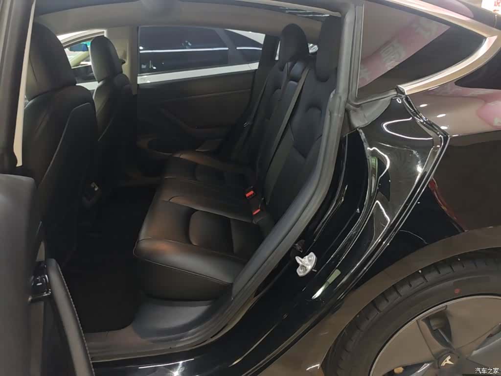 Tesla Model 3, 2020 17