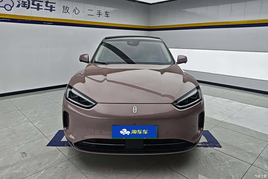 AITO M5, 2023 2