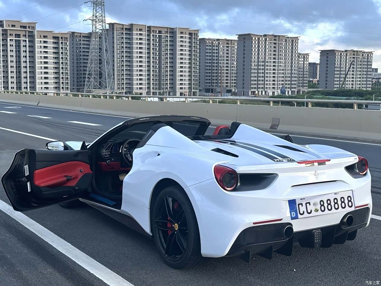Ferrari 488, 2020 все фото