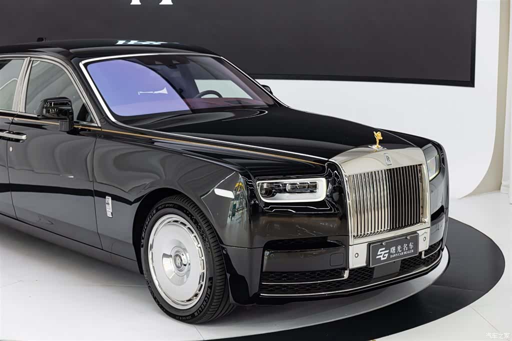 Rolls-Royce Phantom, 2019 23