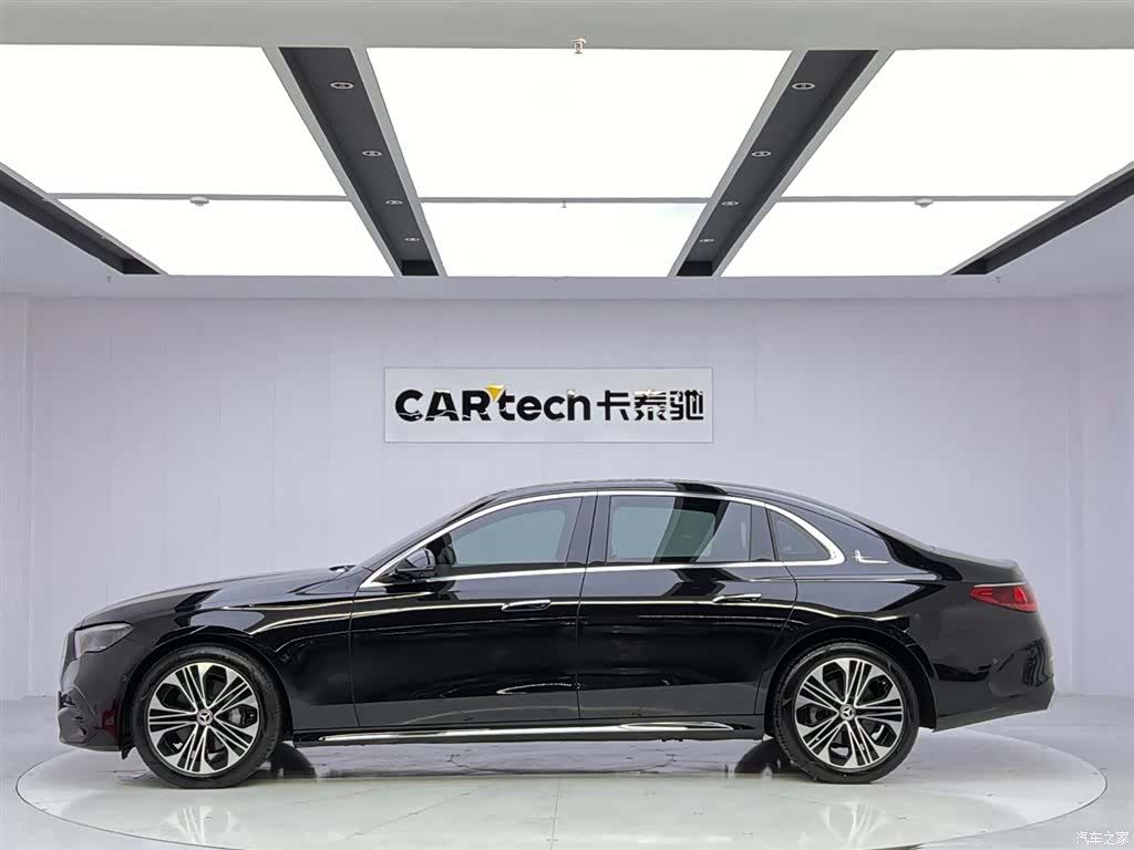 Mercedes-Benz E-Class, 2024 2
